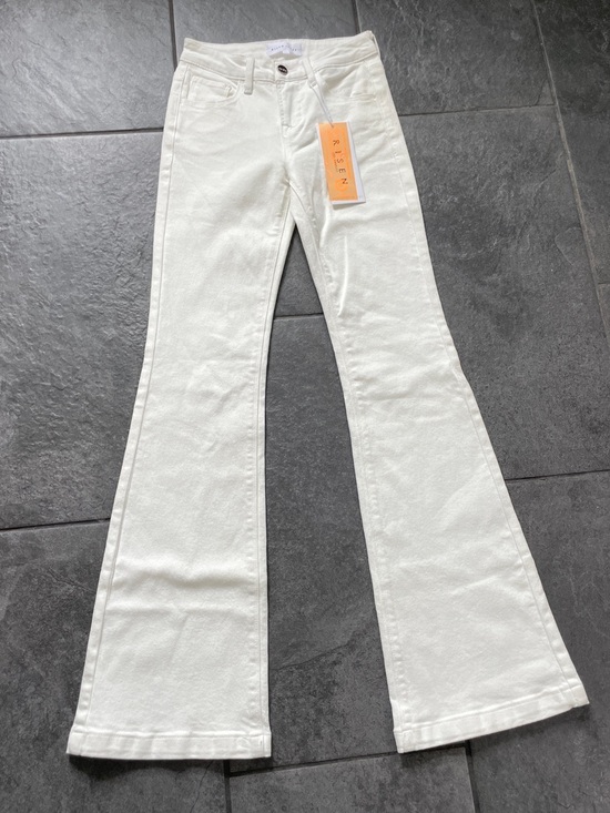 Risen Los Angeles Denim - NWT Risen Los Angeles White High-Rise Flare Jeans Size 0/24